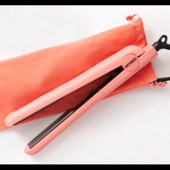 Amika 1.25” Strand Perfect Ceramic Hair Styler